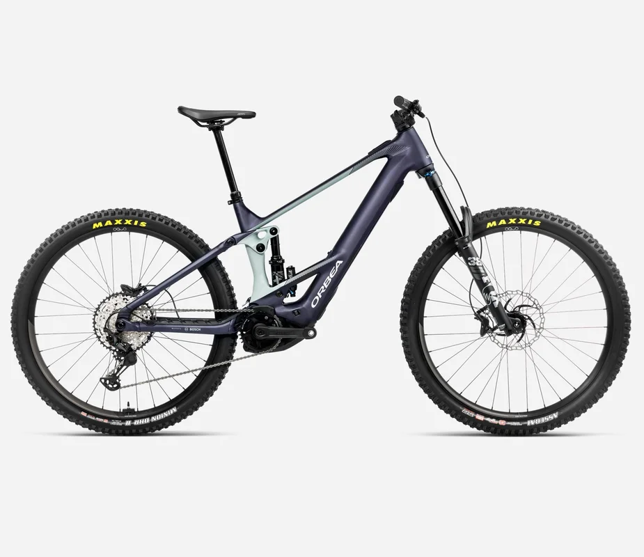 ridebicycles1198340