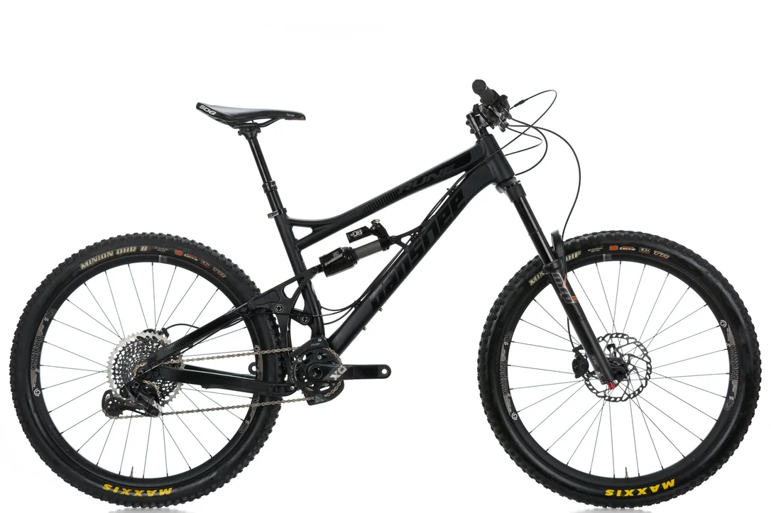 theproscloset1270050